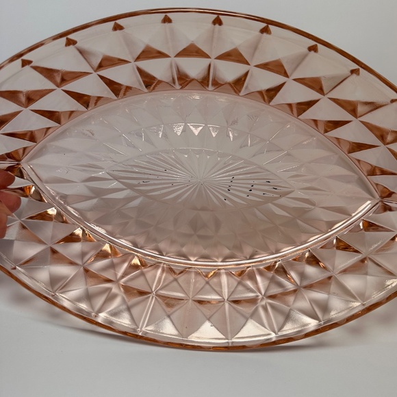 Vintage Pink Depression Glass Serving Dish • Geometric Pressed Pattern ✨ - Picture 4 of 4
